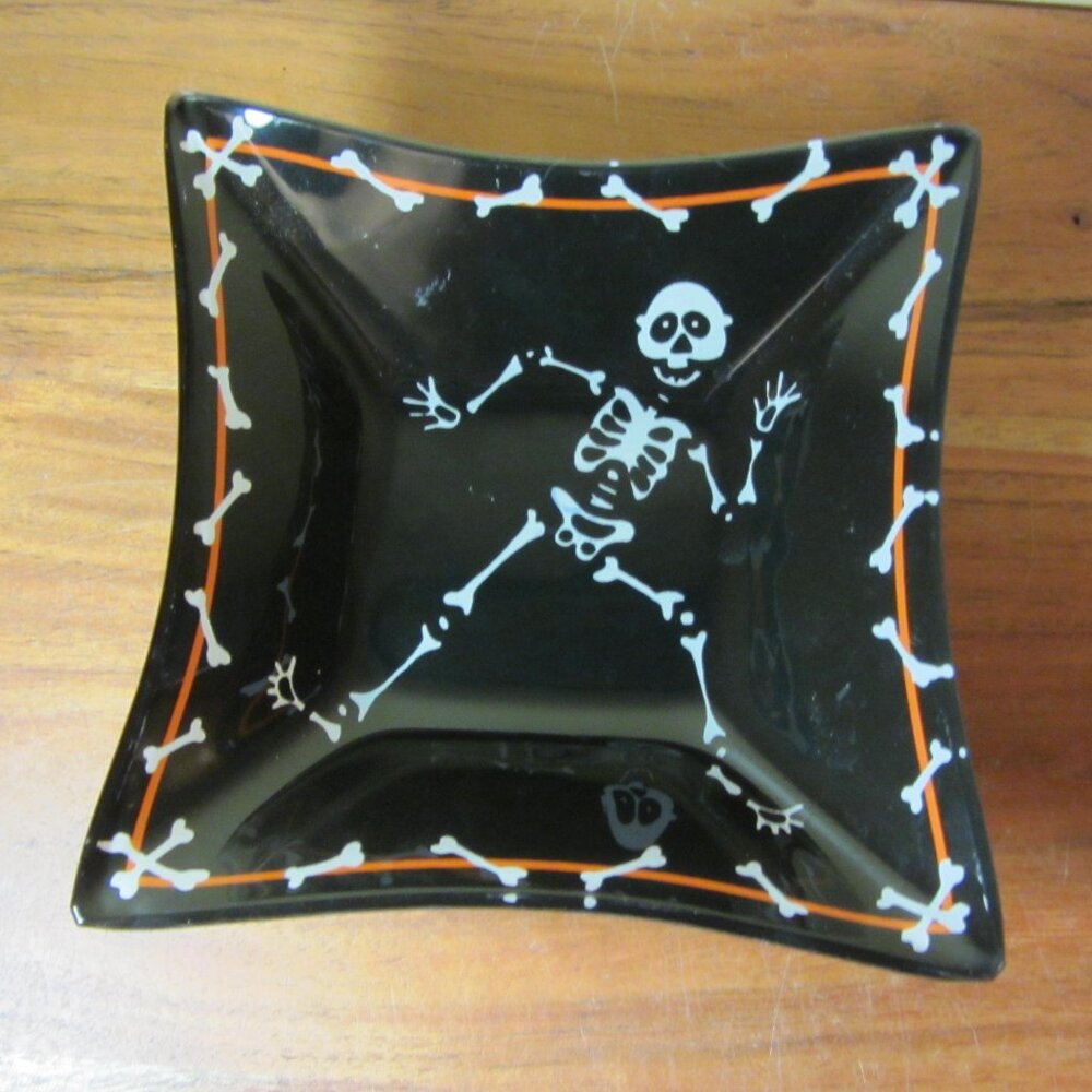 3 for $24 - skeleton candy dish NWT prima designs (W4783)